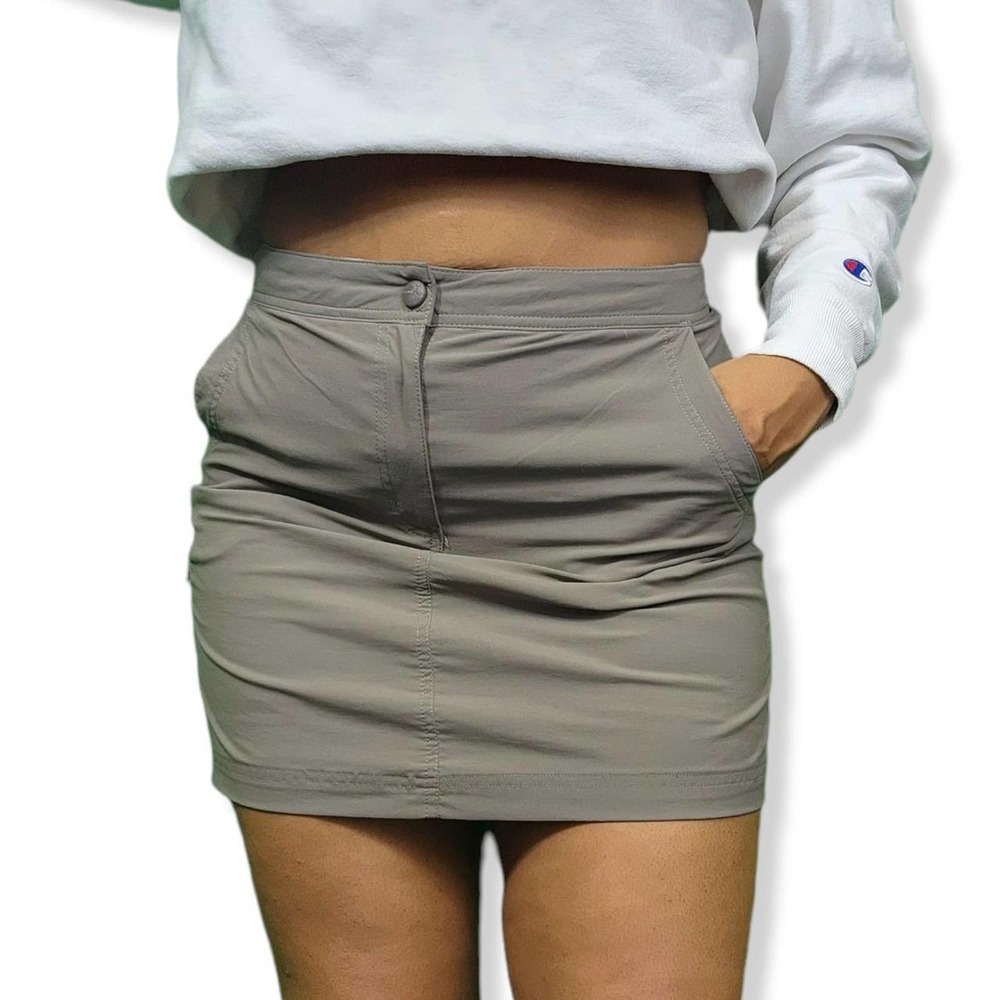 L.L.Bean Taupe Khaki Brown Comfort Trail Skort
